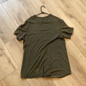 Lululemon 5 year basic tee